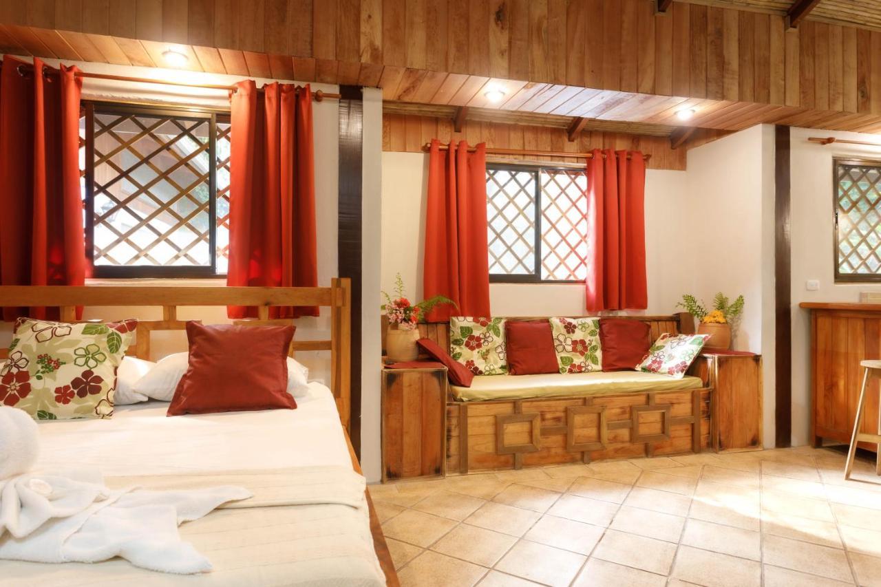Hotel Casa Merlin Puerto Viejo de Talamanca Esterno foto